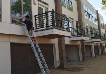 Apartment Complex Post Construction Cleaning Service in Dallas TX 005 f3b9e0d0a8ef77e75358051e54581b70 350x245 100 crop Apartment Complex Post Construction Cleaning Service in Dallas, TX