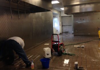 Restaurant Floor Sealing Waxing and Deep Cleaning in Frisco TX 08 33659f1eda957e85fcaa262caabc3e03 350x245 100 crop Restaurant Floor Sealing, Waxing and Deep Cleaning in Frisco, TX