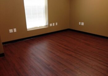 Waxing and Polishing Floors in Irving Texas 08 2f3538aeb0747d713bf34e5e9c637b9b 350x245 100 crop Waxing Floors in Irving, TX