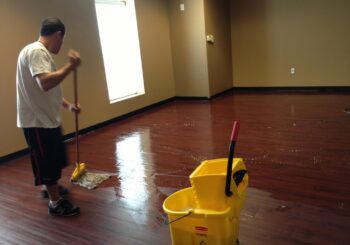 Waxing and Polishing Floors in Irving Texas 16 33aa3de96cb93b3a0dd56ccc85c0c0b3 350x245 100 crop Waxing Floors in Irving, TX