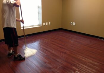 Waxing and Polishing Floors in Irving Texas 27 0aee38febd85632b365b1b8d8796abd0 350x245 100 crop Waxing Floors in Irving, TX